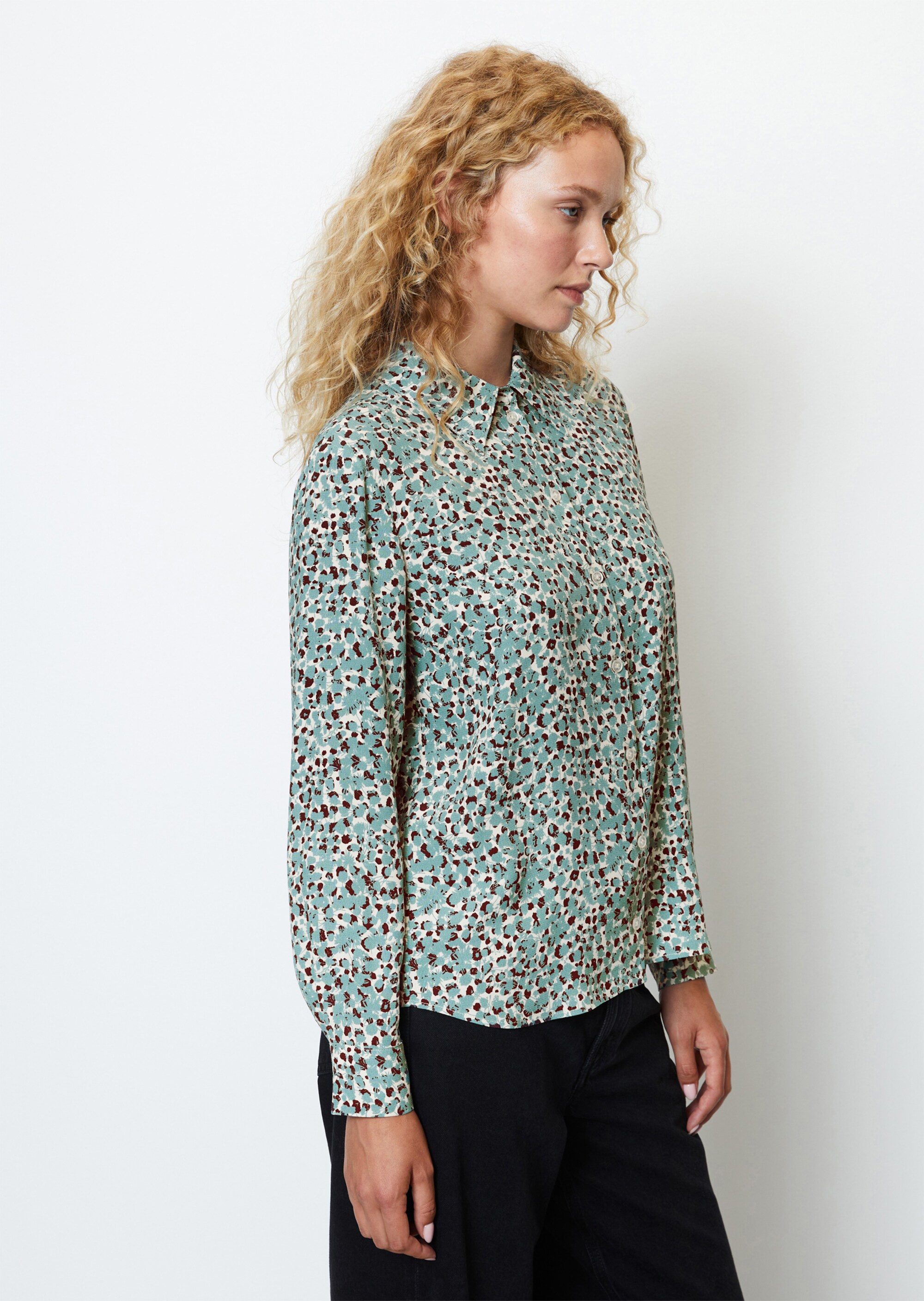 Gemusterte Bluse regular aus Viskose-Crêpe von LENZING™ ECOVERO™