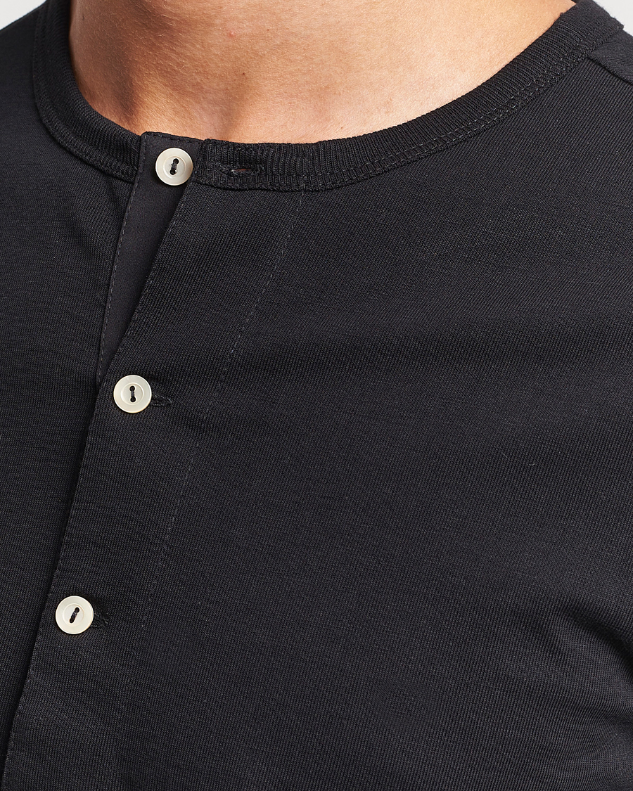 Merz b. Schwanen Classic Organic Cotton Henley Sweater Black
