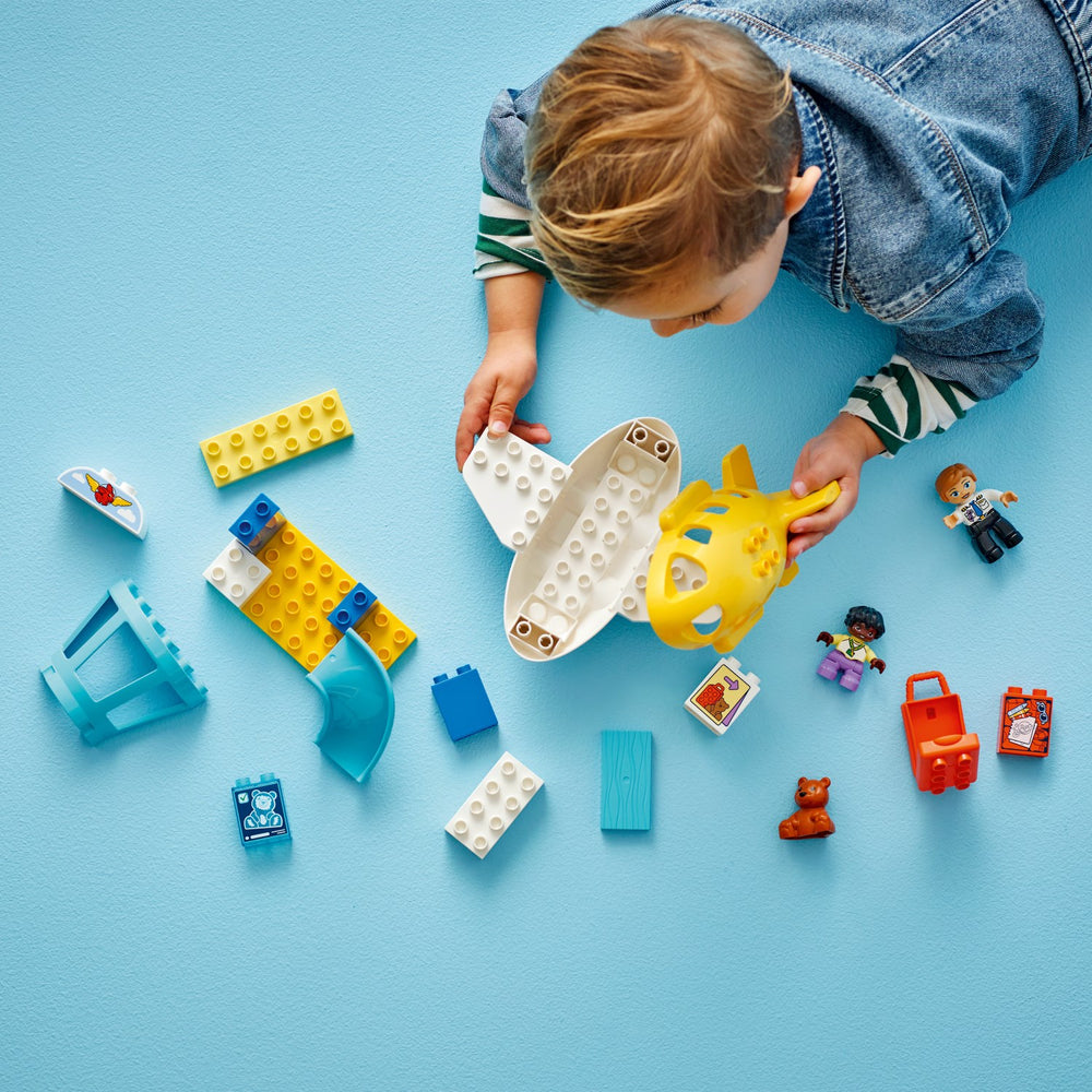 Køb LEGO® DUPLO Town - Første Gang I Lufthavnen 10443