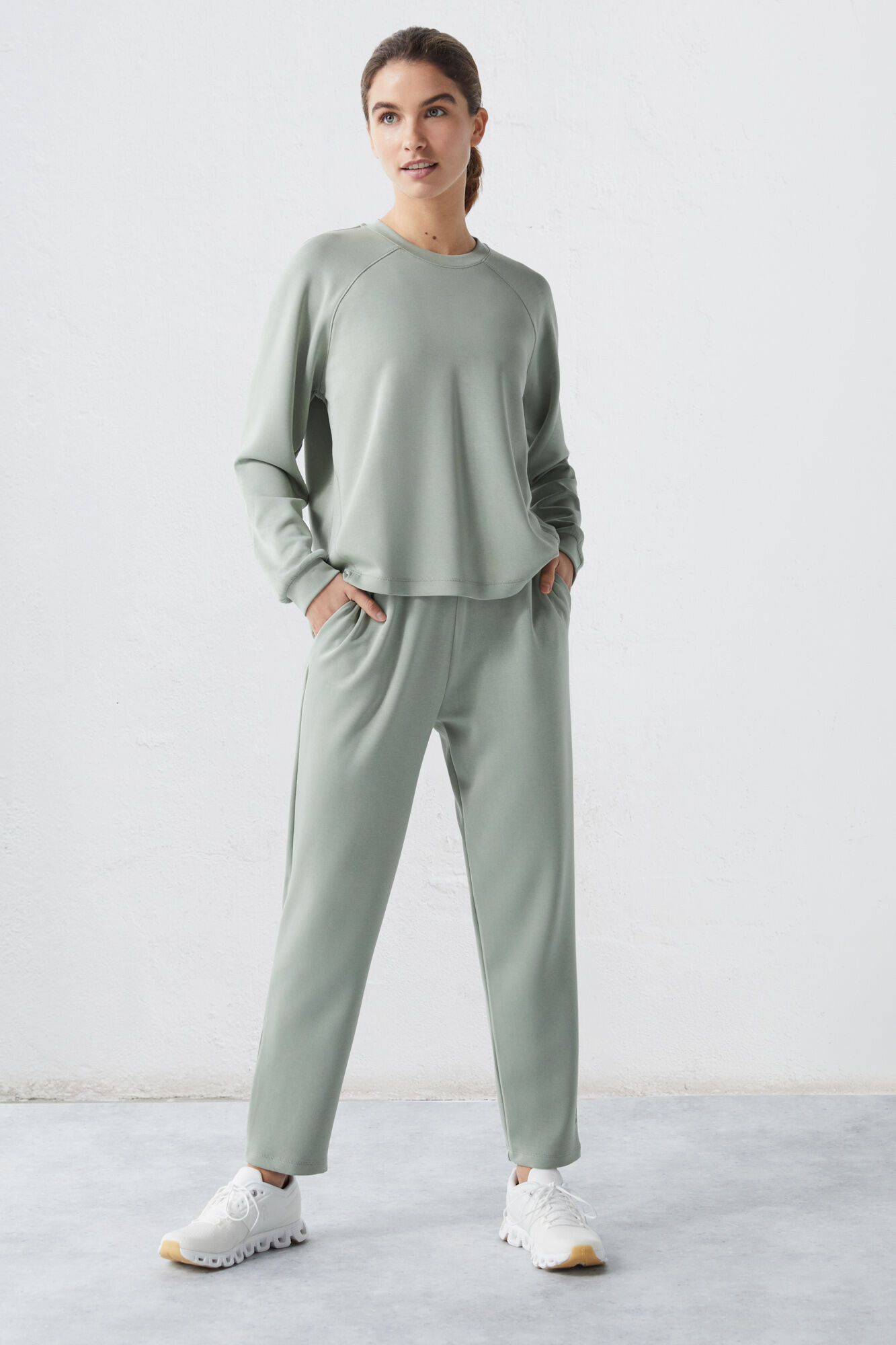Calça de moletom macia, verde-bege