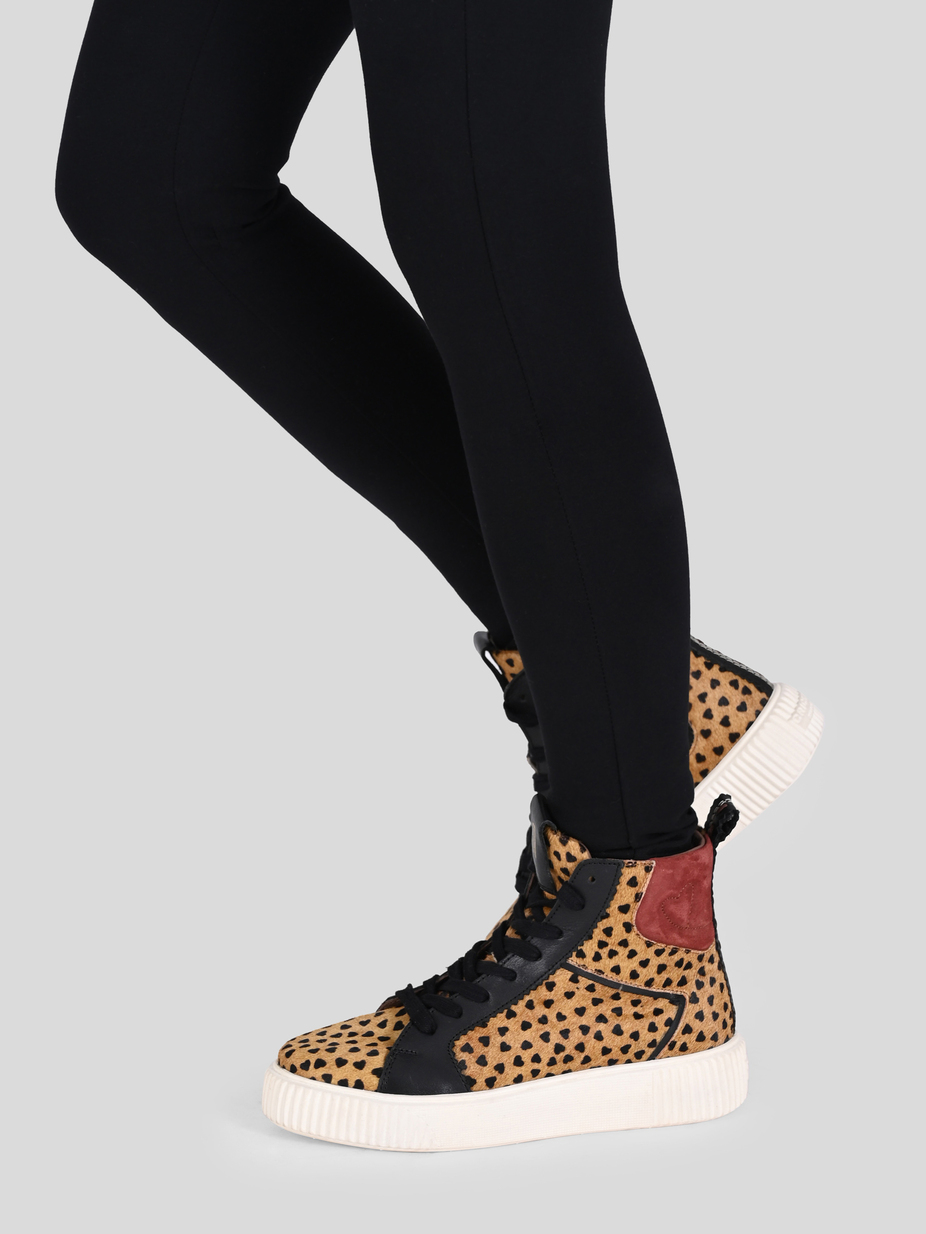 SNEAKER NIMA