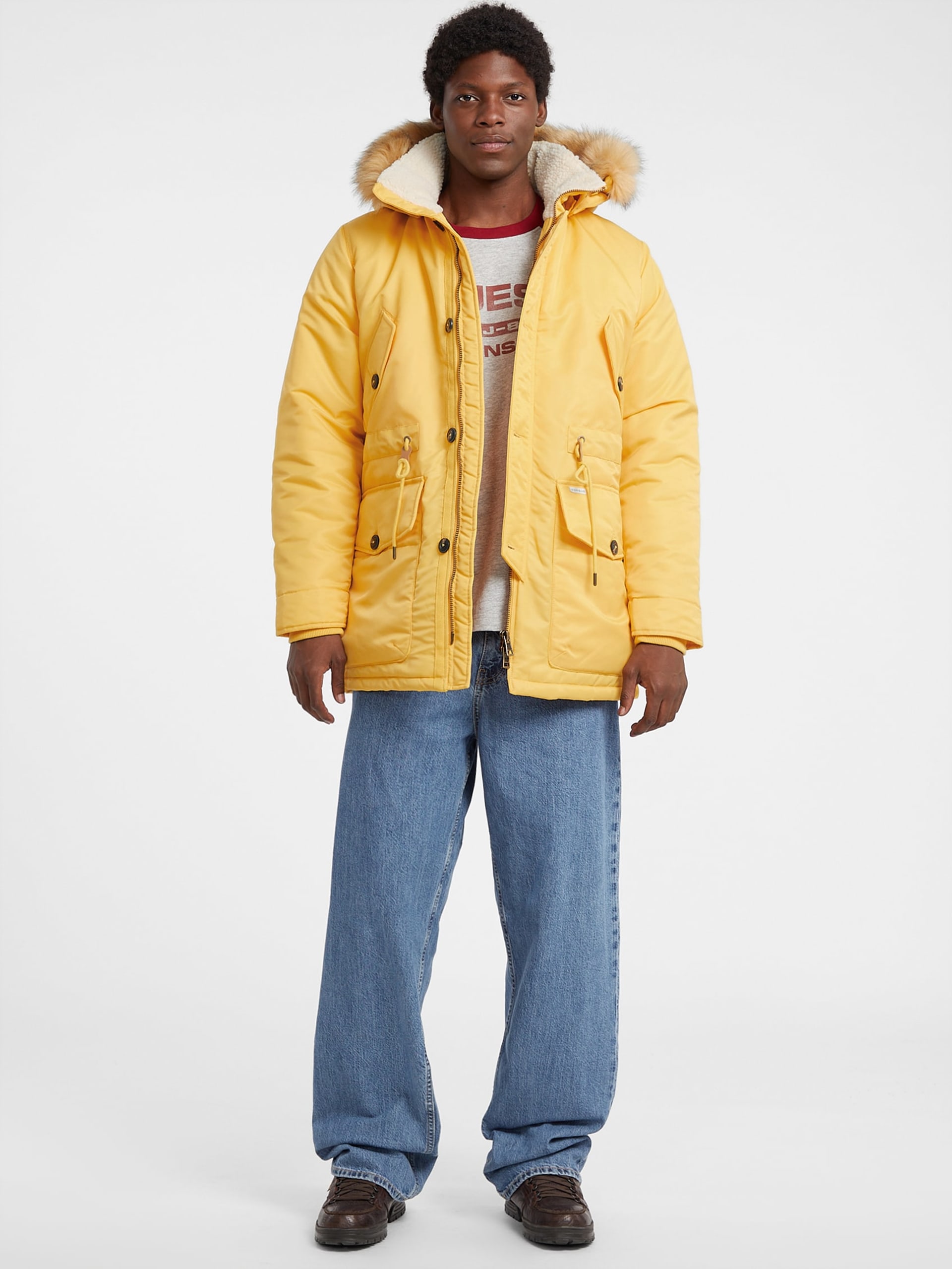 Parka com capuz em nylon
