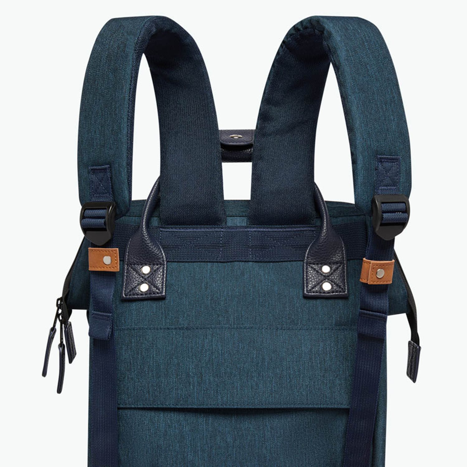 Cabaia Avdenturer Bag Medium port antonio