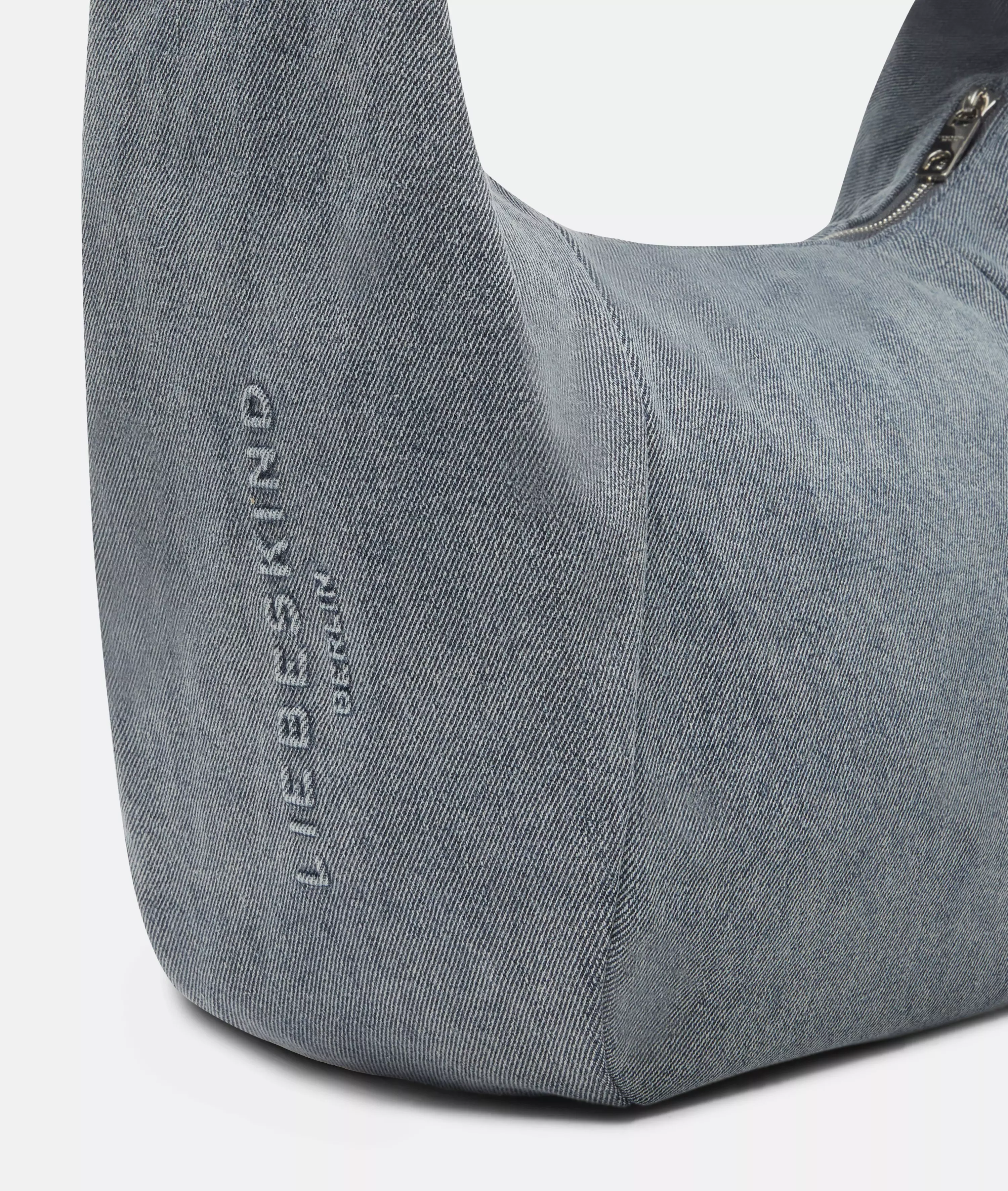 Denim Farrah Hobo M Spacious denim hobo bag