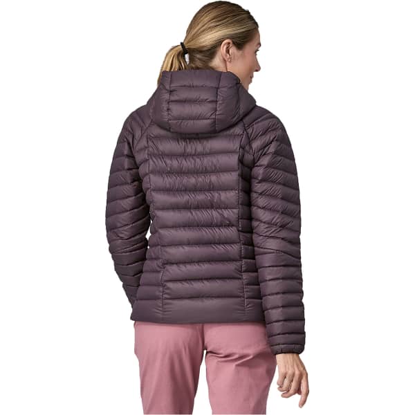 Doudoune randonnée PATAGONIA W'S DOWN SWEATER HOODY OBSIDIAN PLUM