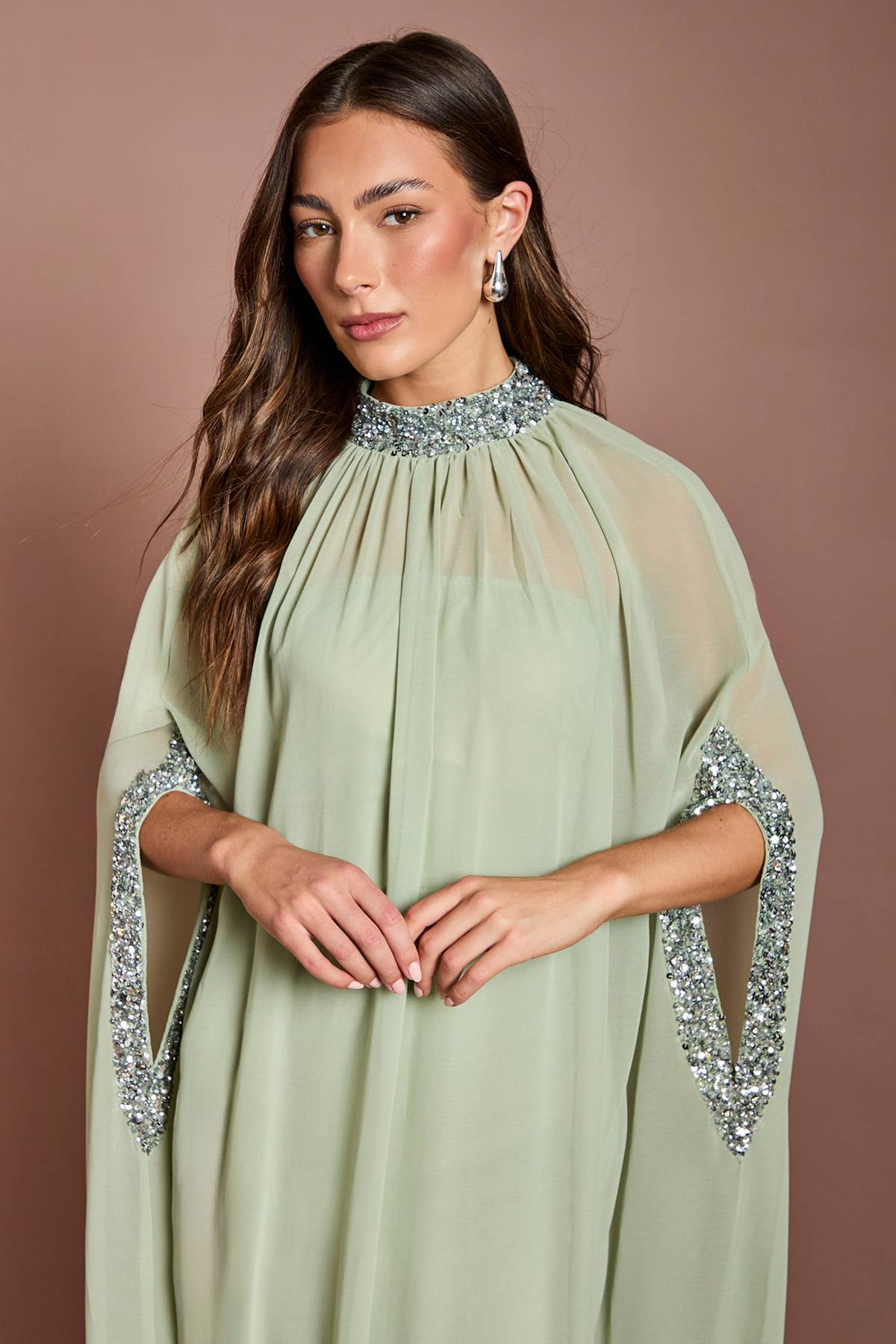 Coast Robe Longue à Sequins Style Cape en Mousseline