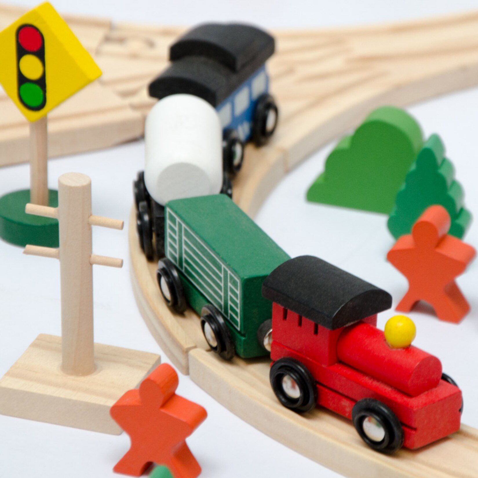 130 Teile XXL Holzeisenbahn Set - 5m Schienen - Holz Eisenbahn Kinder Spielzeug