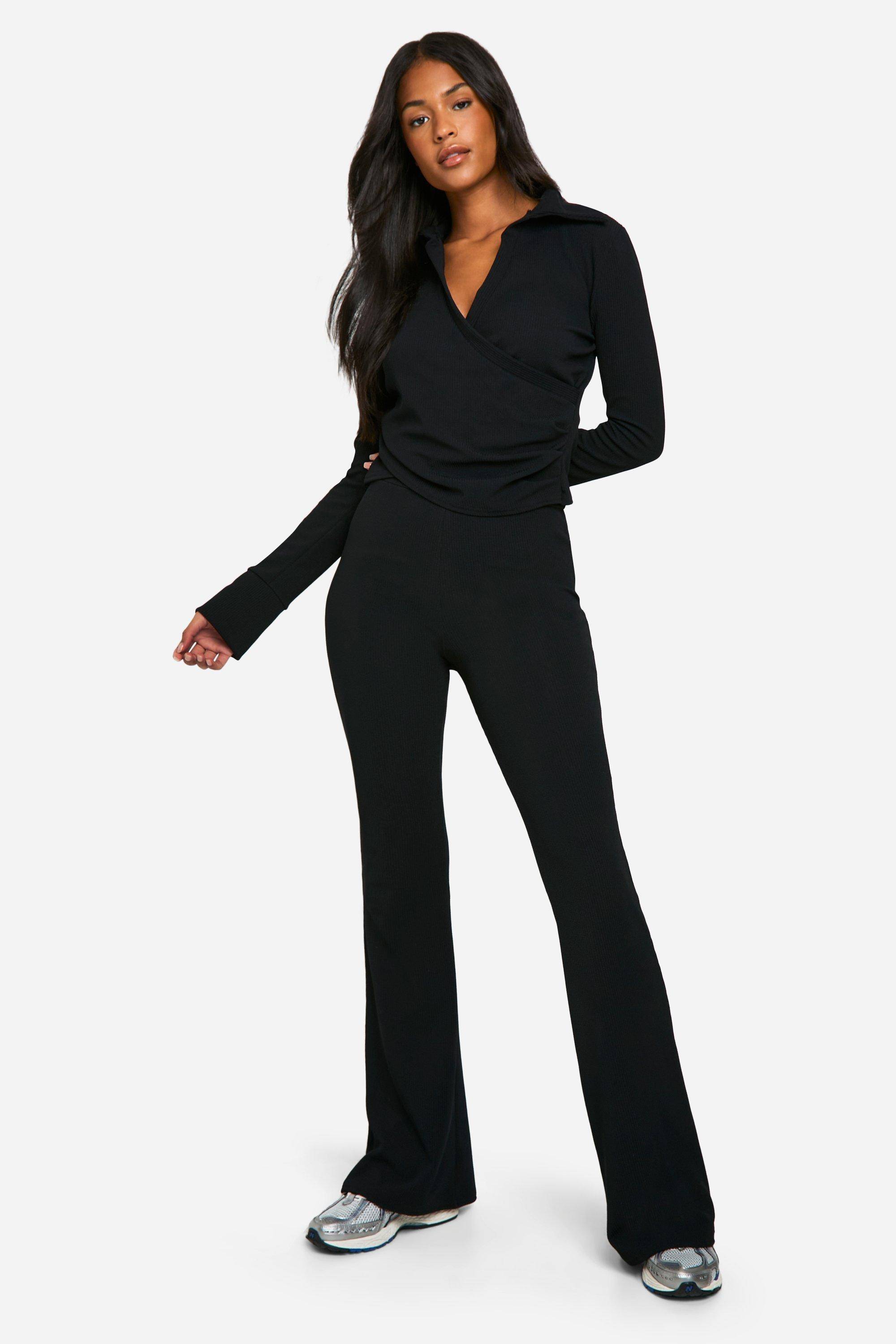 boohoo Haut long crinkle wrap et pantalon flare coordonné