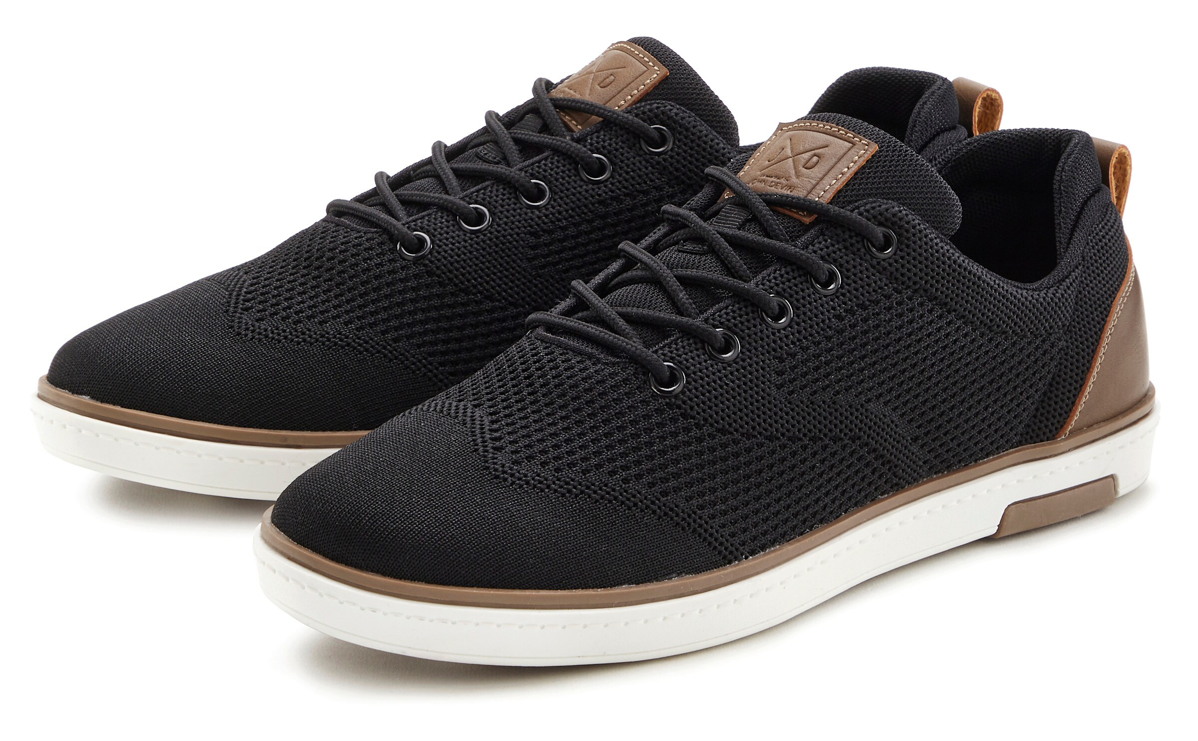 Sneaker in schwarz