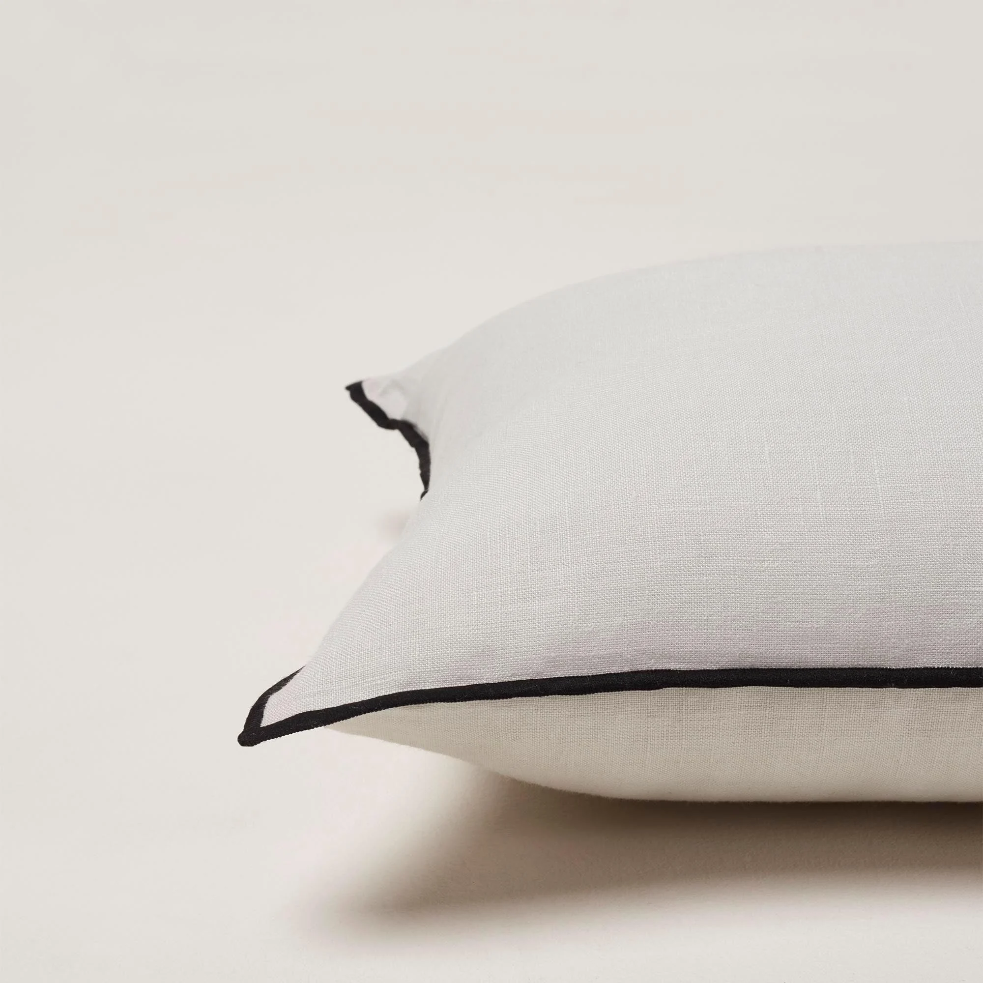 CARLINA - Housse de coussin | Beige