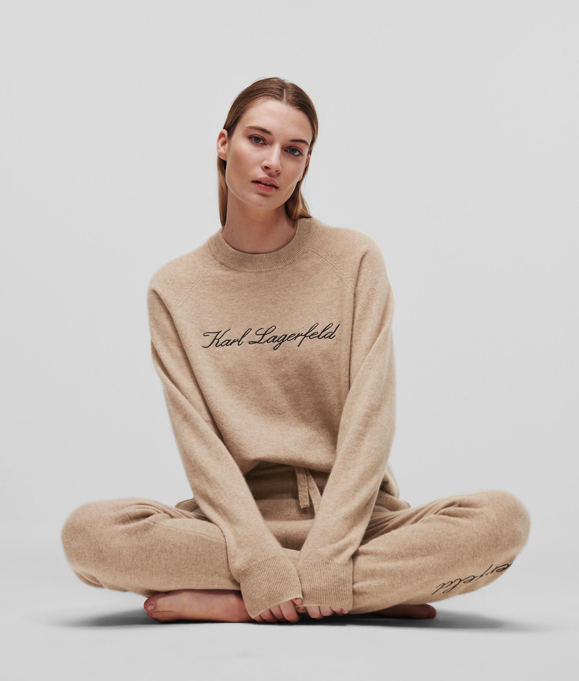 PULL EN CACHEMIRE HOTEL KARL