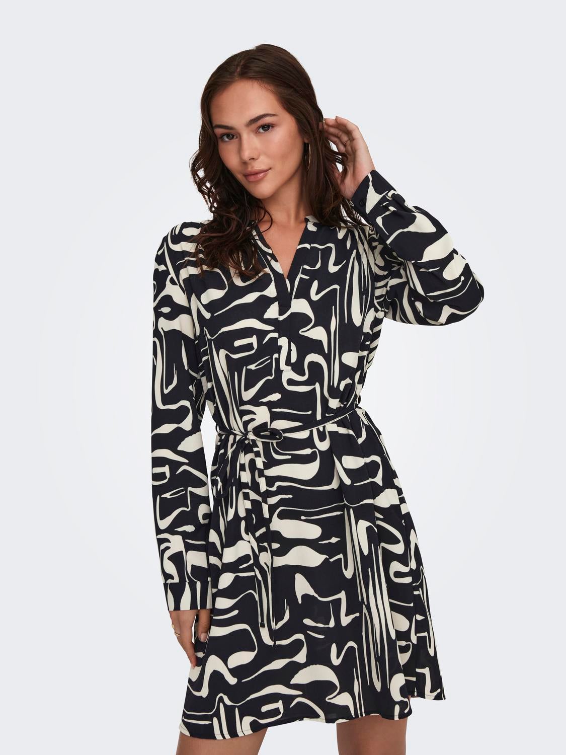 JDYPAPAYA Kurzes Kleid Black