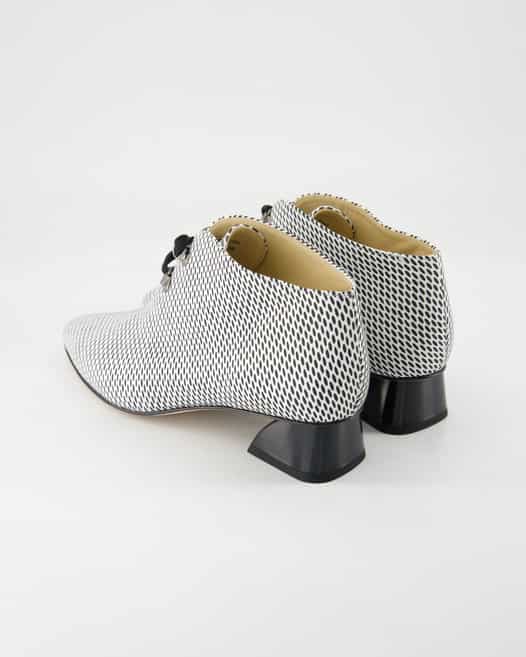 Brunate 38166 Stiefeletten in Weiß
