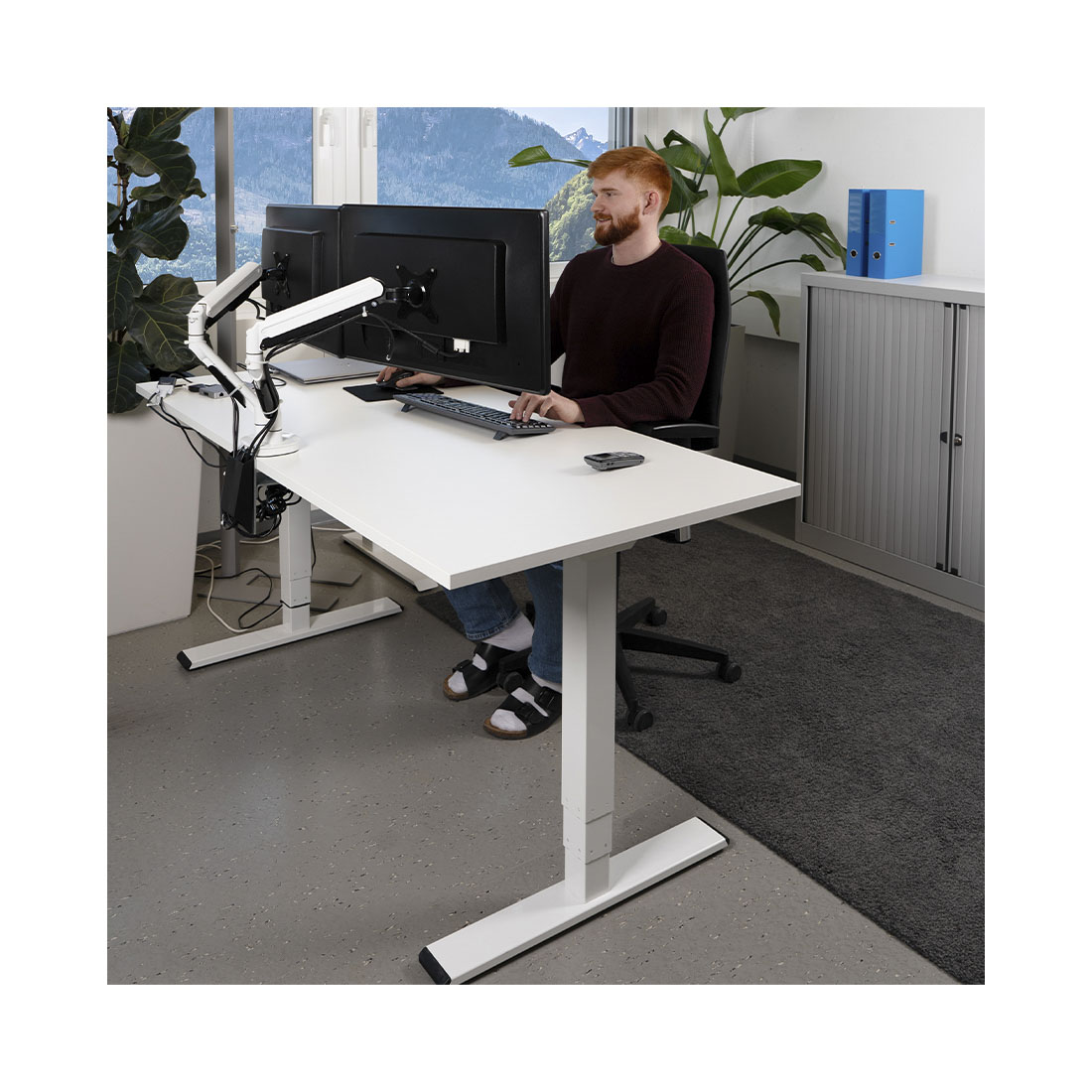 CONTINI höhenverstellbarer Bürotisch 180 x 80 cm weiss / Gestell weiss