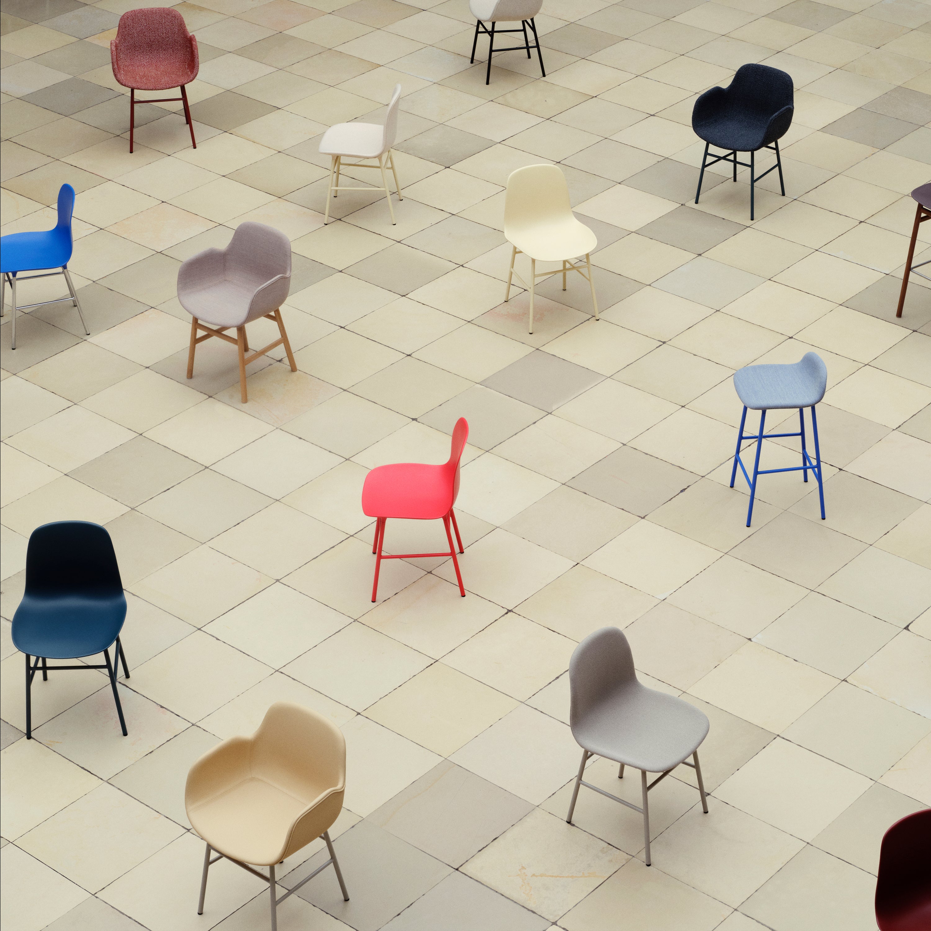 Normann Copenhagen Form Barkruk Low 65 cm - Staal - Bright Blue