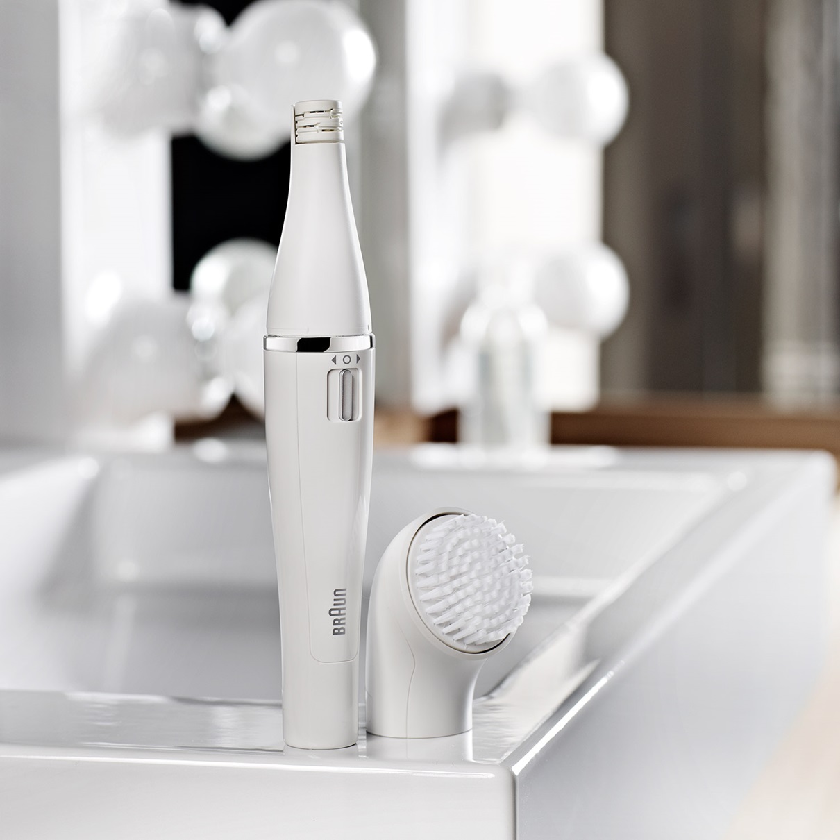 Braun Face 810