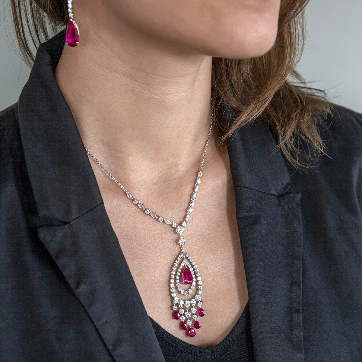 Collier argent 925, pierres synthétiques rouge zirconias 45 cm