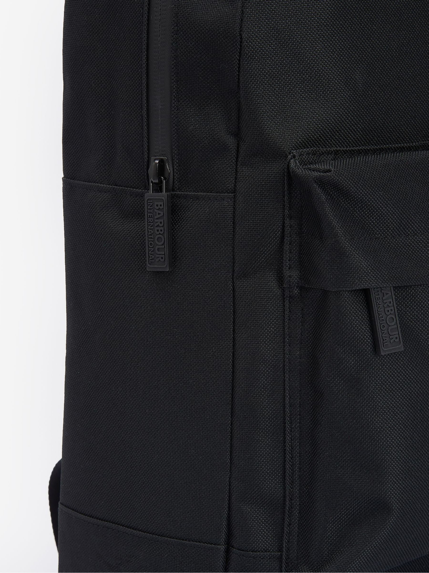 Barbour® International Knockhill Essential zwarte rugzak