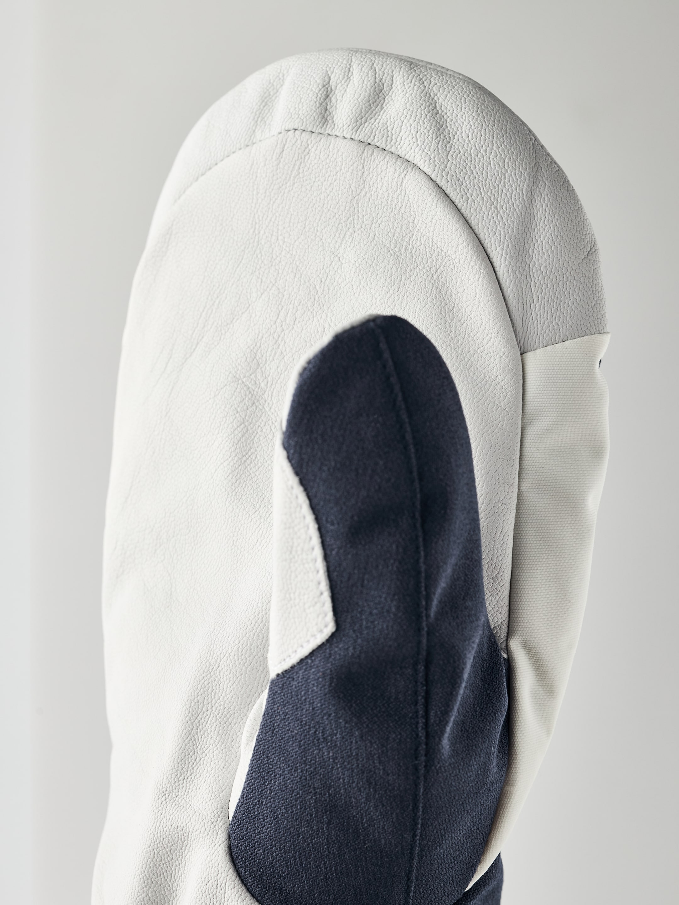 Hestra Powder Gauntlet Mitt<br>Varm og god - for de kalde dagene i bakken!