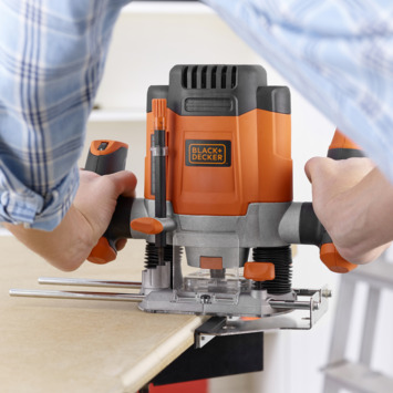BLACK+DECKER Bovenfrees KW1200E-QS