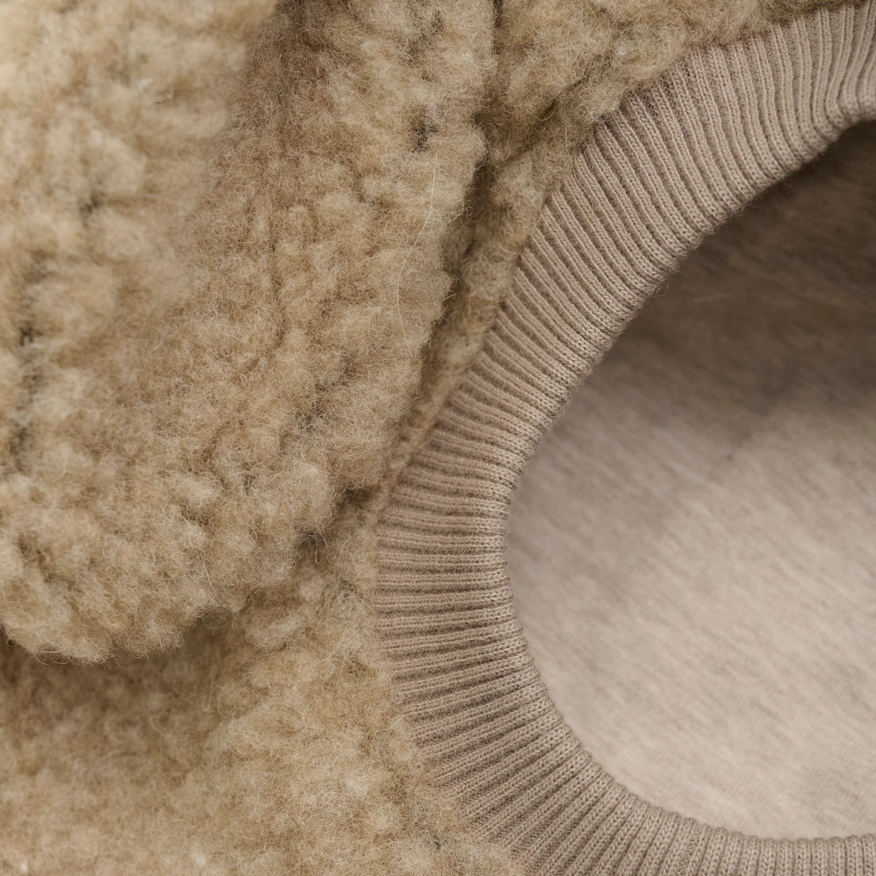 Huttelihut Balaclava Ears Wool Teddy 460200 2900 cement