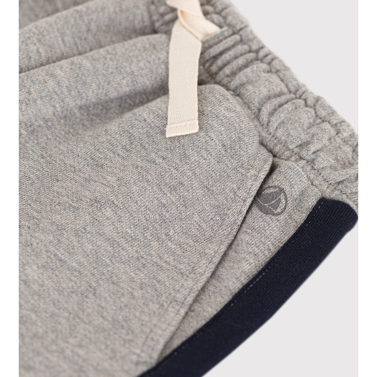 PETIT BATEAU<br>Shorts em algodão