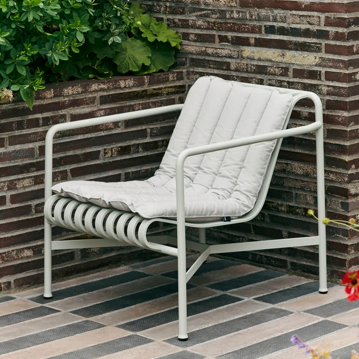 HAY - Palissade Soft Quilted Cushion, für Dining Bench, sky grey