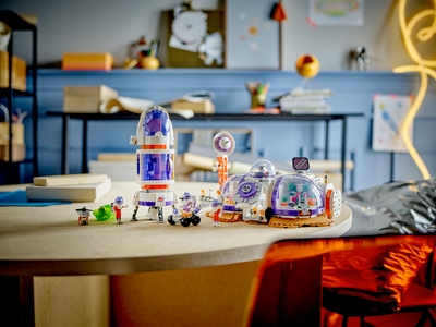 LEGO Ruimtebasis op Mars en raket (42605)