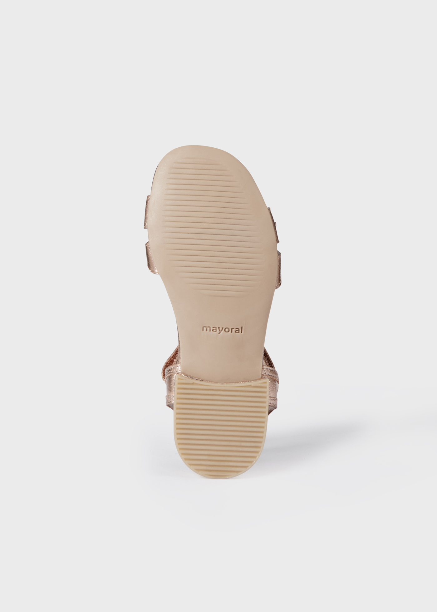 Sandália infantil com fecho de velcro