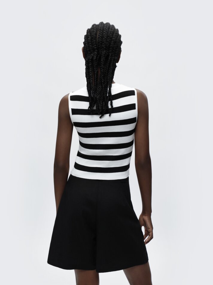 Blusa básica de malha - Preto/branco