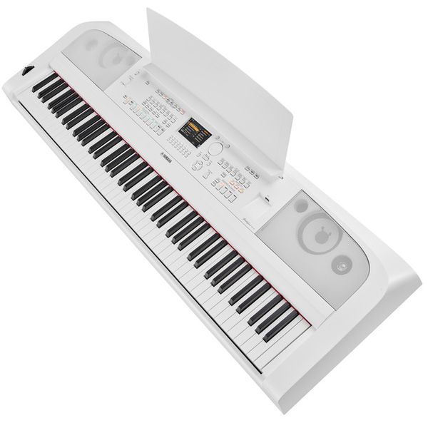 Yamaha DGX-670 WH