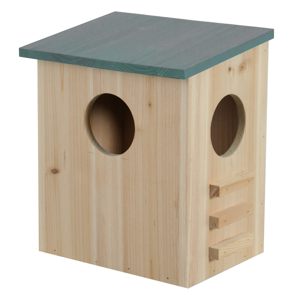 Maison en bois pour écureuil.