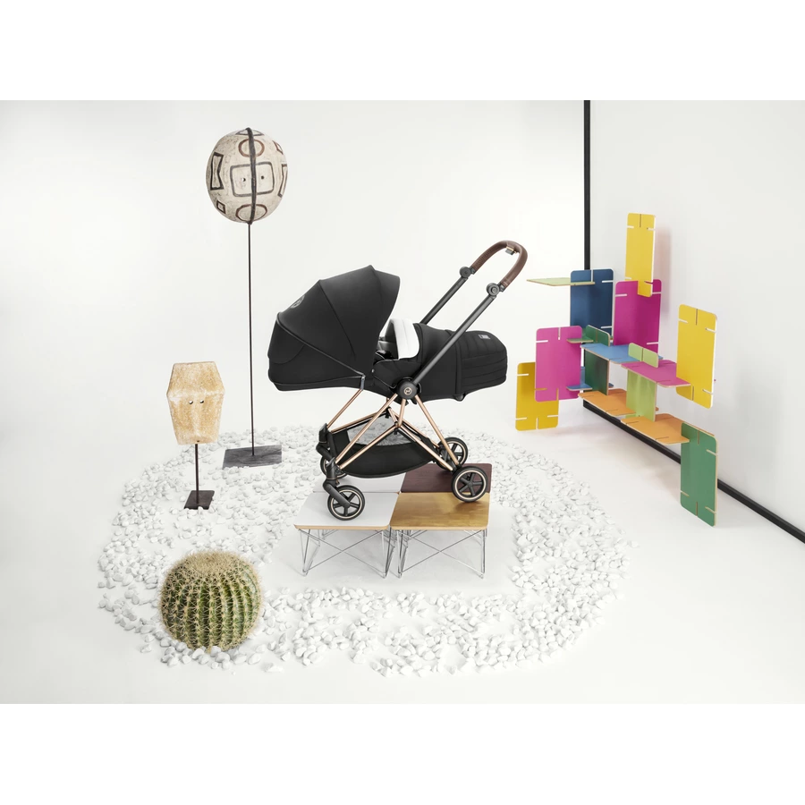 cybex PLATINUM New Mios Gestell Matt Black inklusive Lux Sitzrahmen