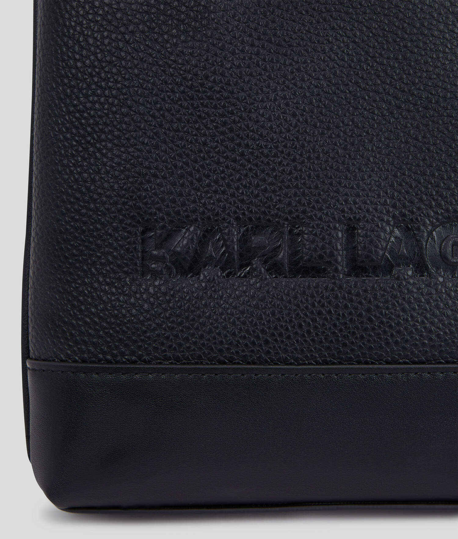 SAC BANDOULIÈRE PLAT K/ESSENTIAL