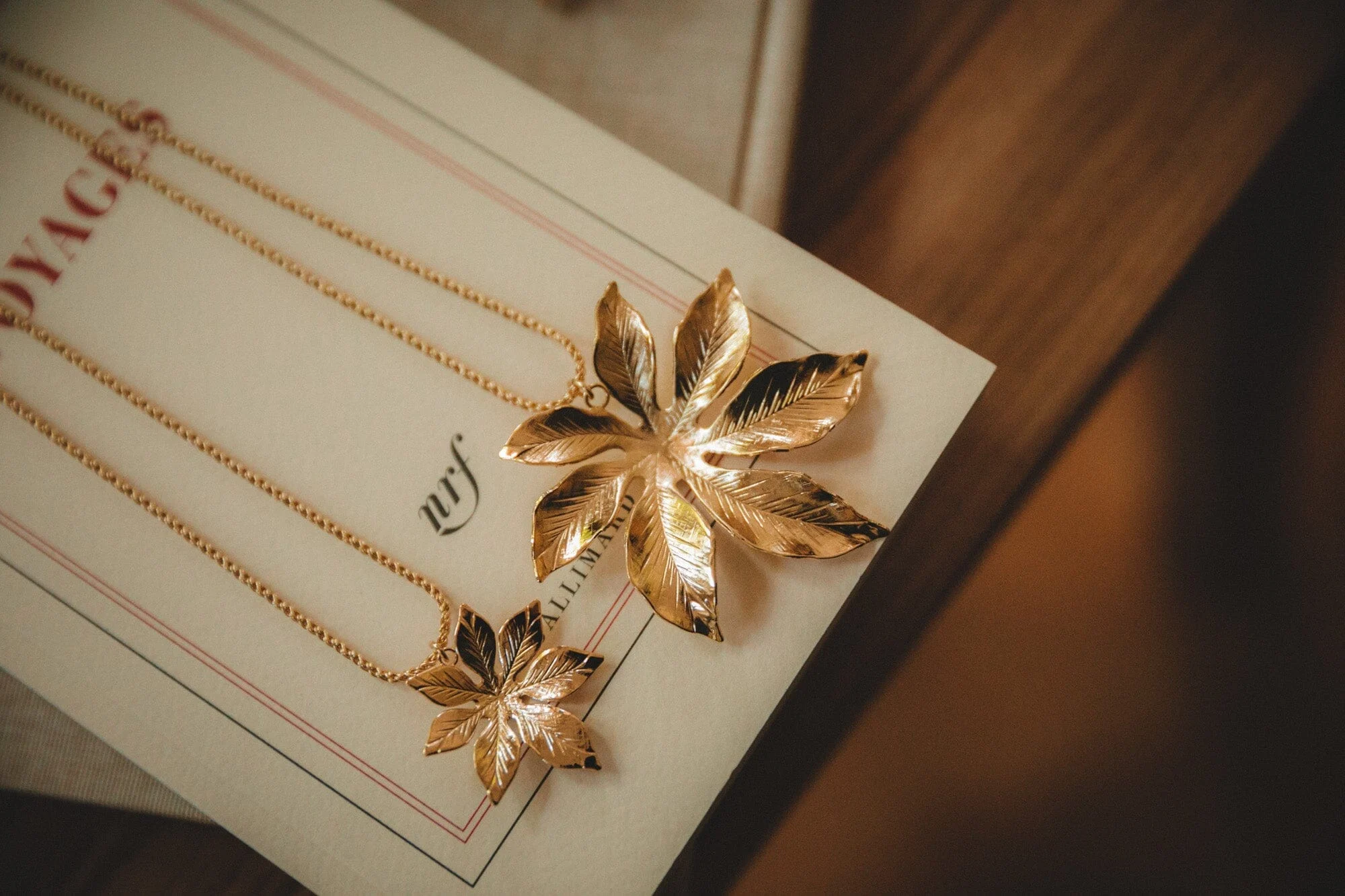 CHLORIS - Collier fleur doré à l'or fin | Doré
