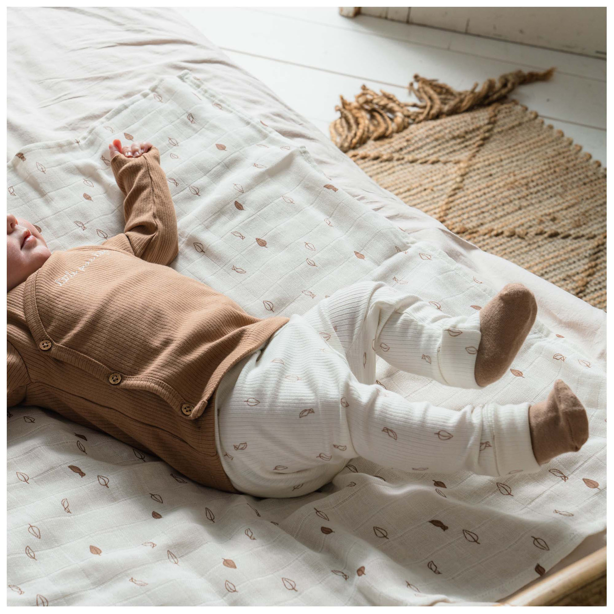 Prénatal newborn broek rib Pure  bladeren beige