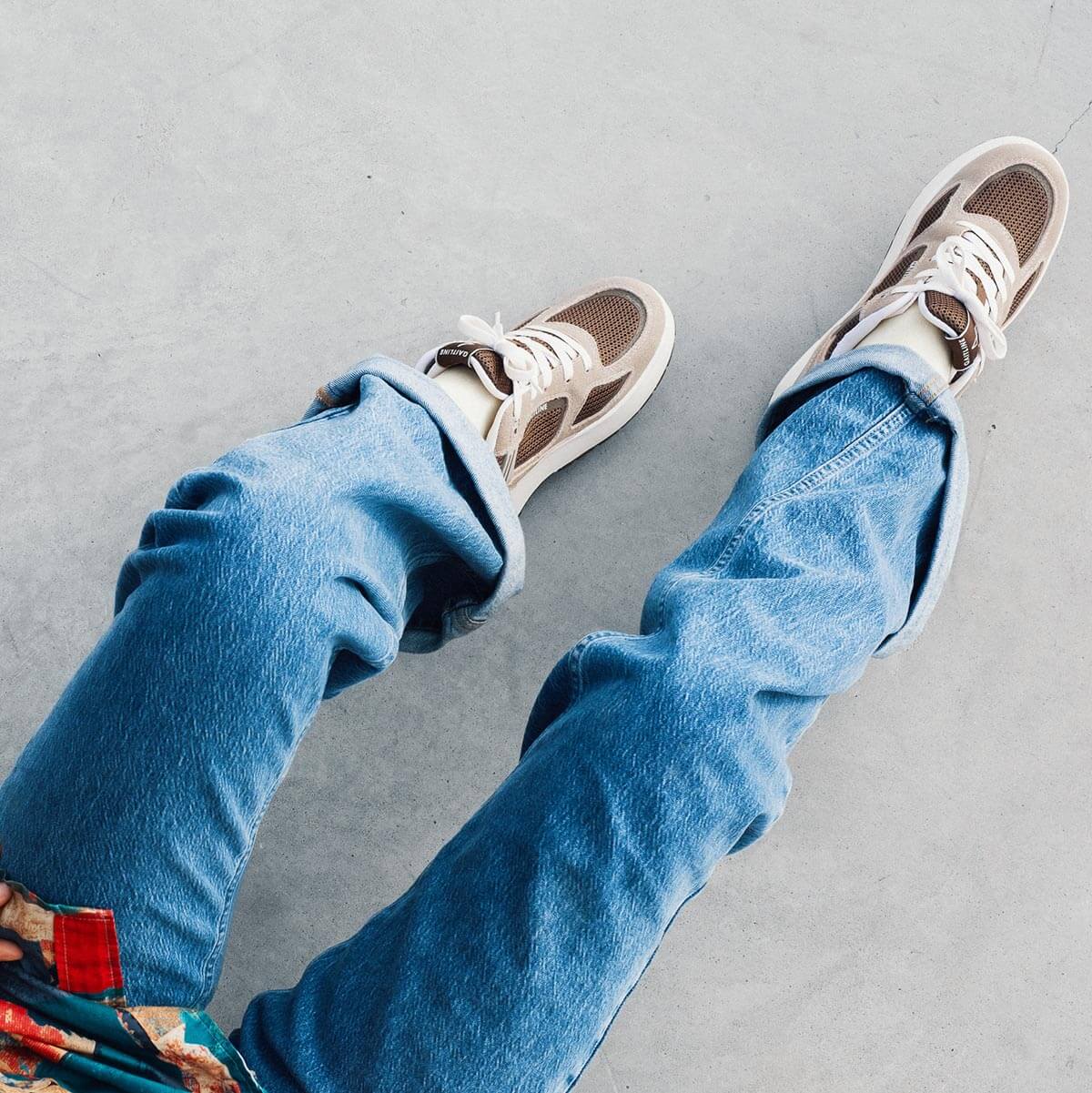 Nova Lite Klassisk retrosneaker med skinndetaljer