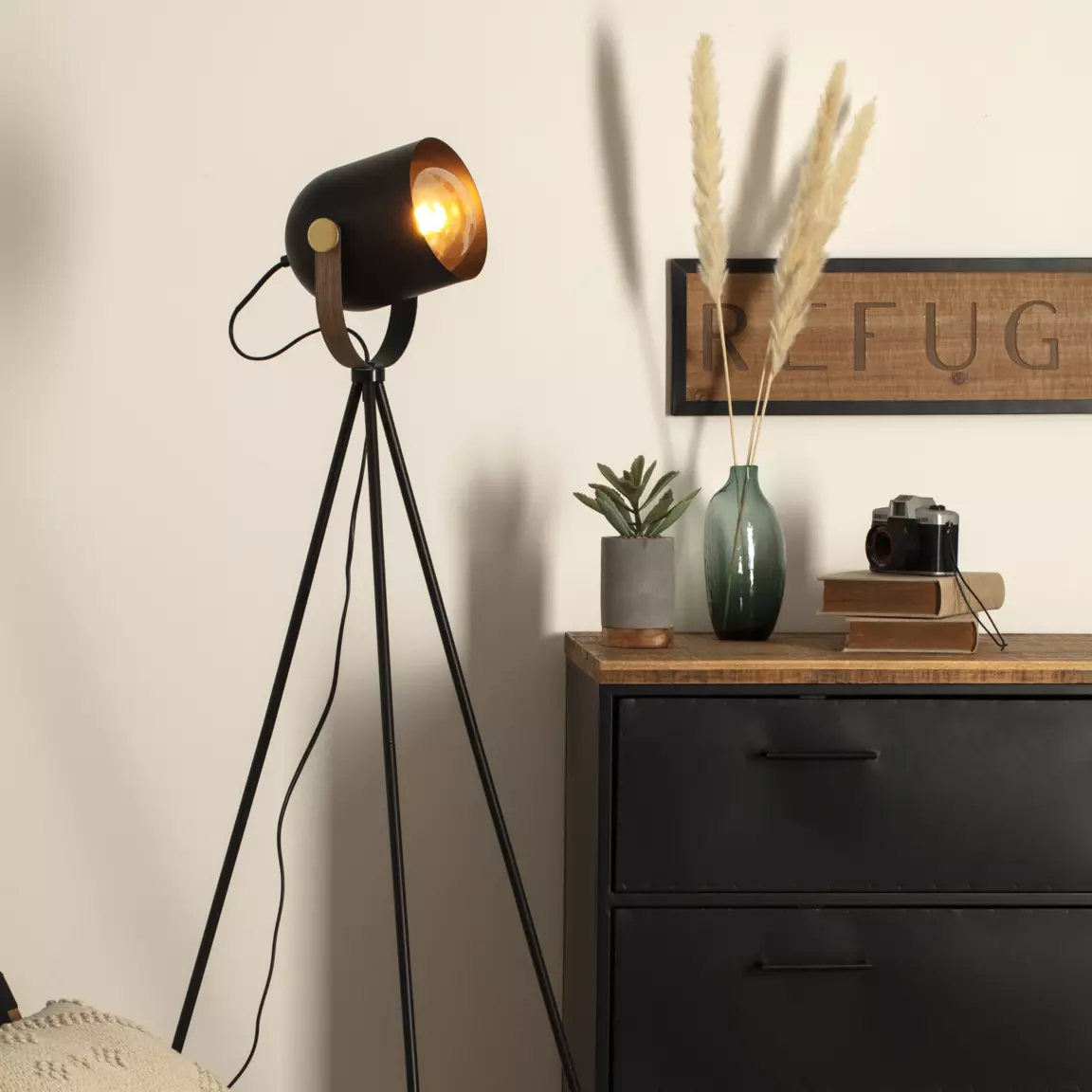 Lampadaire à trépied (H136 cm) Bil Noir