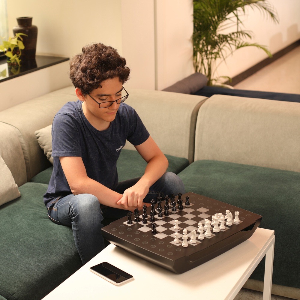 Square Off Swap Smart – das automatisierte Schachbrettspiel