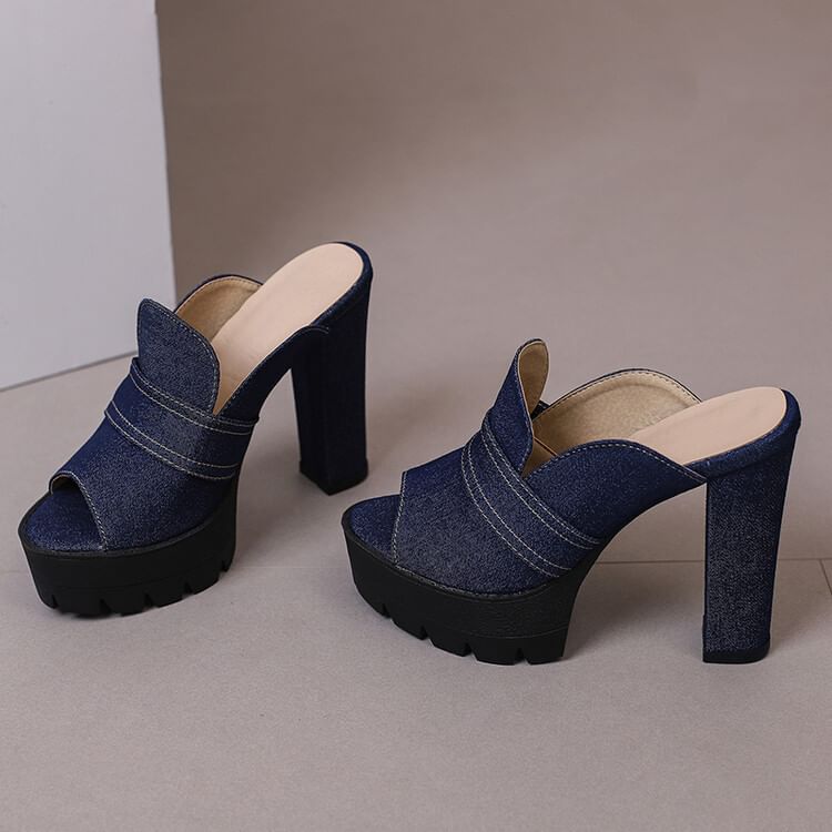 Queen Zoo - Chunky Heel Washed Denim Sandalen