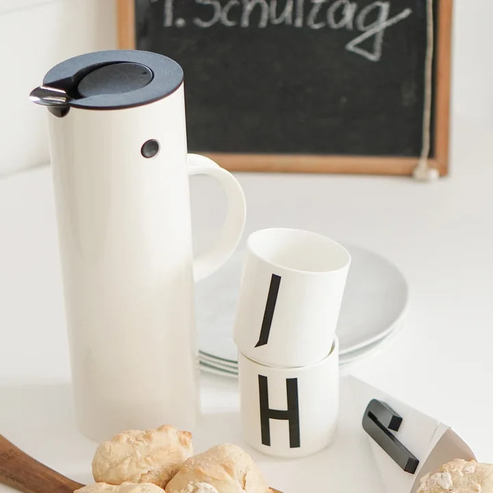 Stelton - Isolierkanne EM 77, 1 l soft schwarz