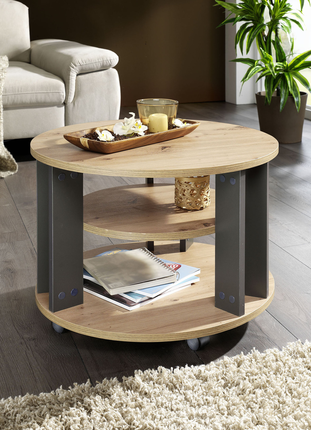 Couchtisch mit 2 Ablageflächen und 4 Rollen