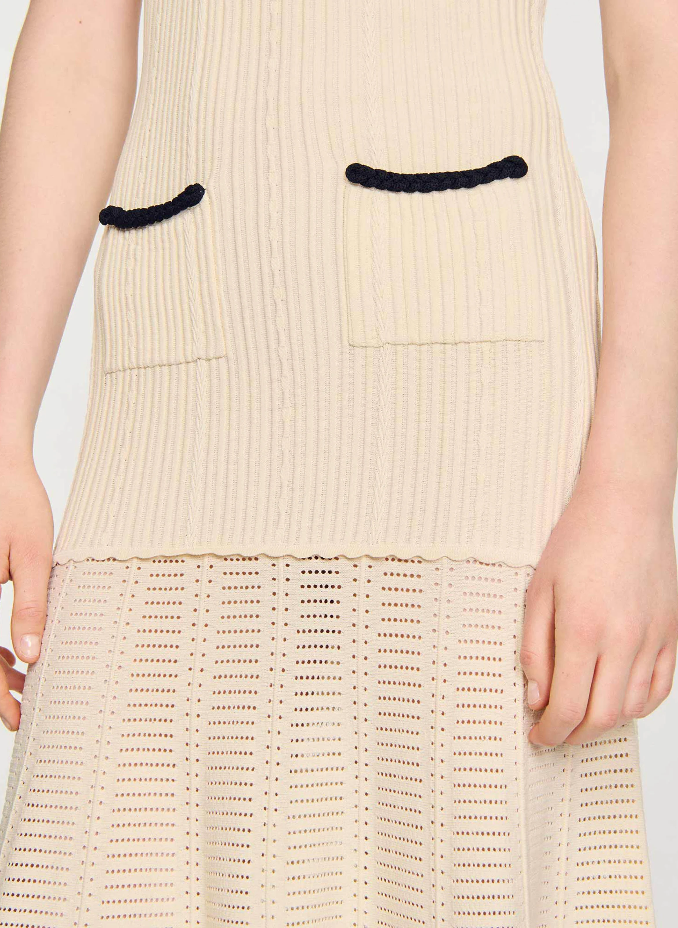 Robe longue évasée col rond en maille | Blanc