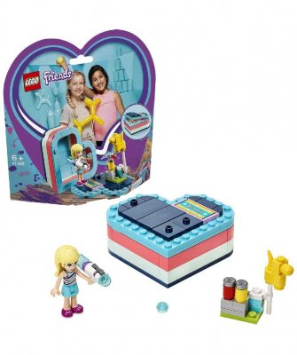 LEGO Friends Stephanie's Summer Heart Box: 41386