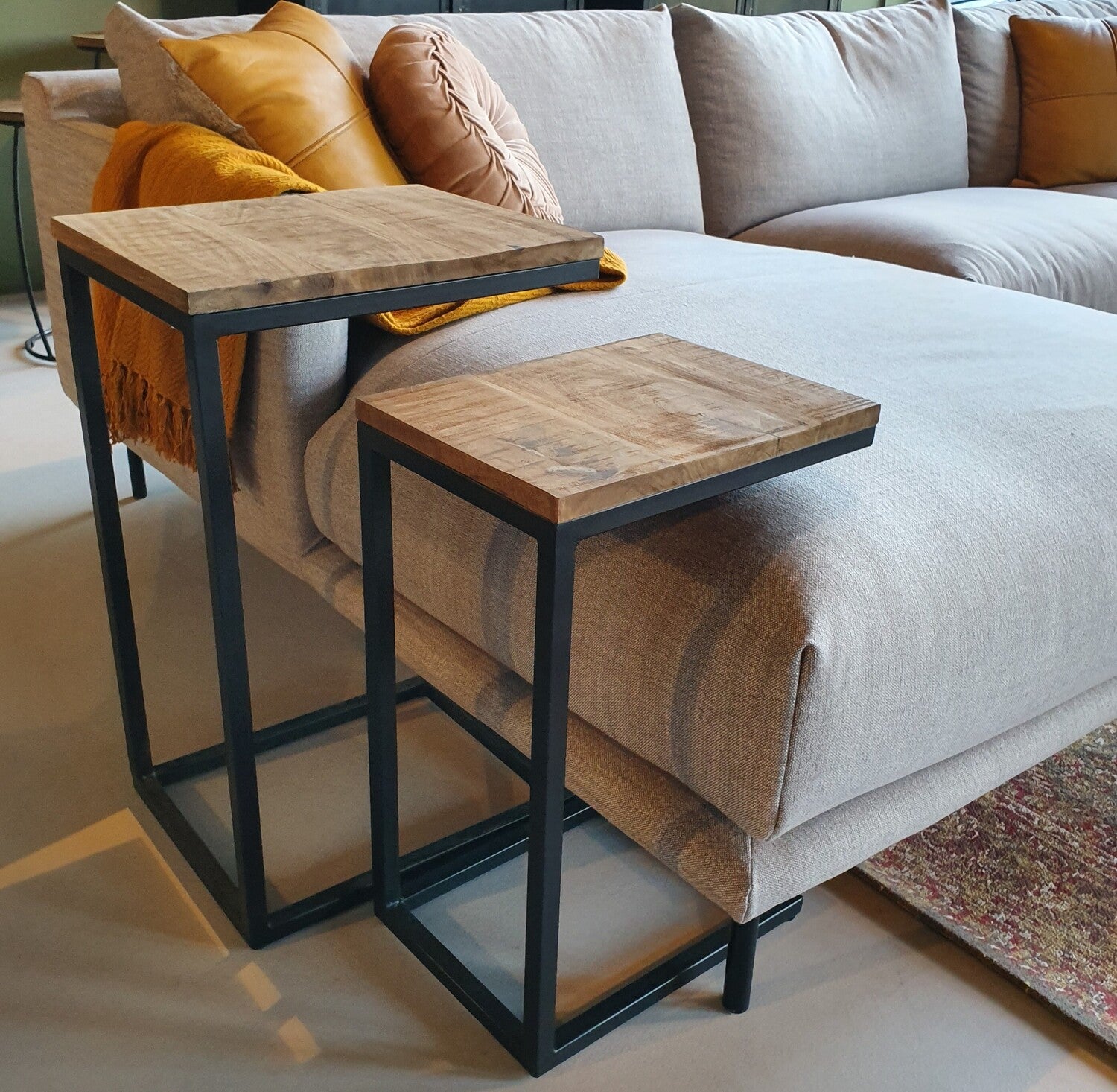 Brix bijzettafel Jordy naturel / zwart 40 x 27 x 65 cm