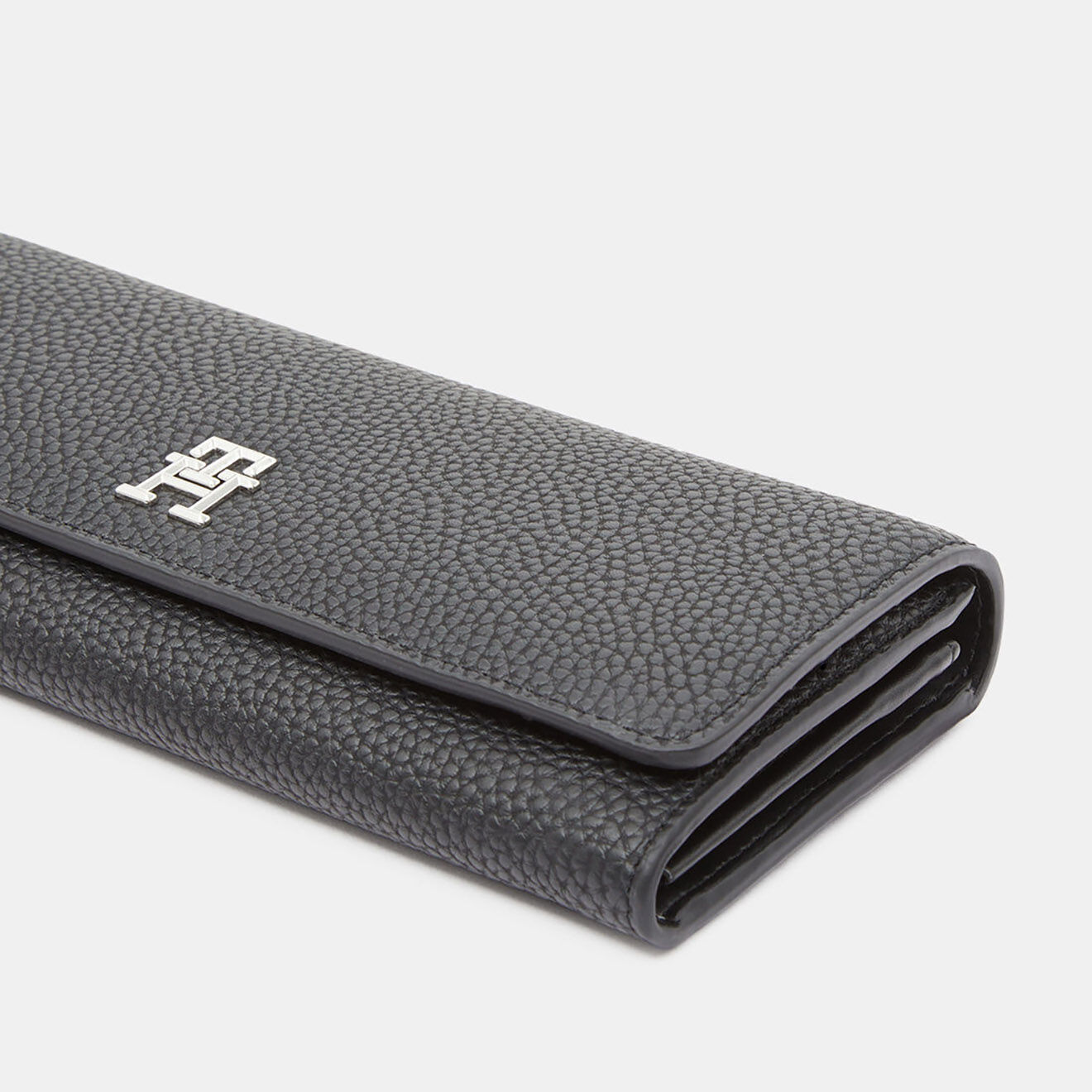 Tommy Hilfiger Portefeuille Emblem large noir - 10x20 cm