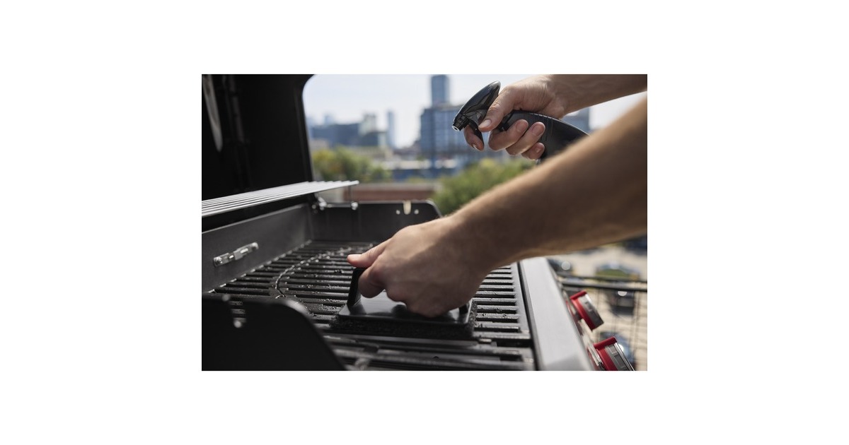 WeberSpirit EP-435 gasbarbecue  (Zwart, 4 branders met extra zijbrander)