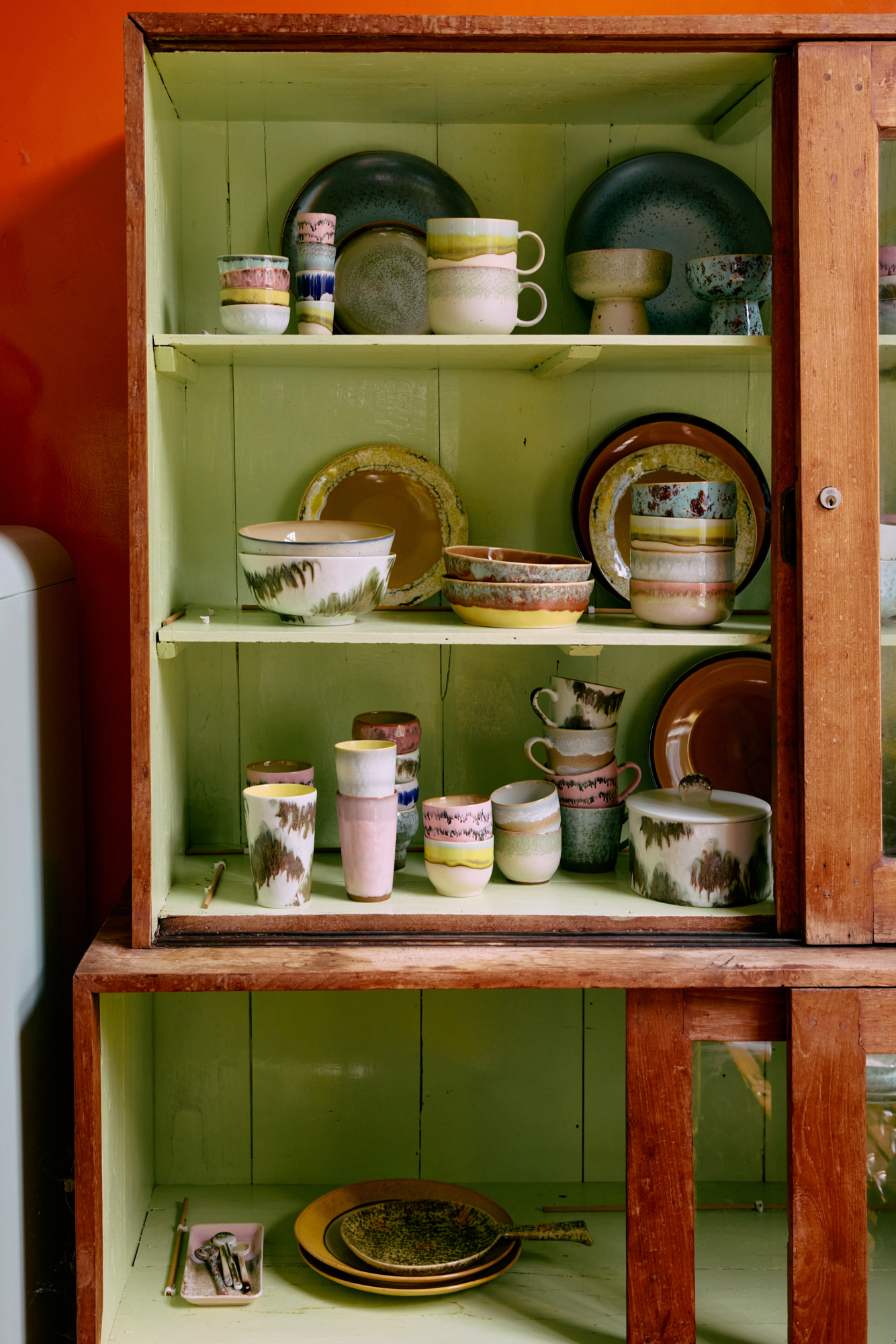 Servies 70's Ceramics thee mok Neo - set van 2