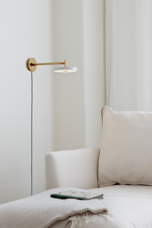 Umage Asteria wandlamp LED long Ø15 Nuance Mist