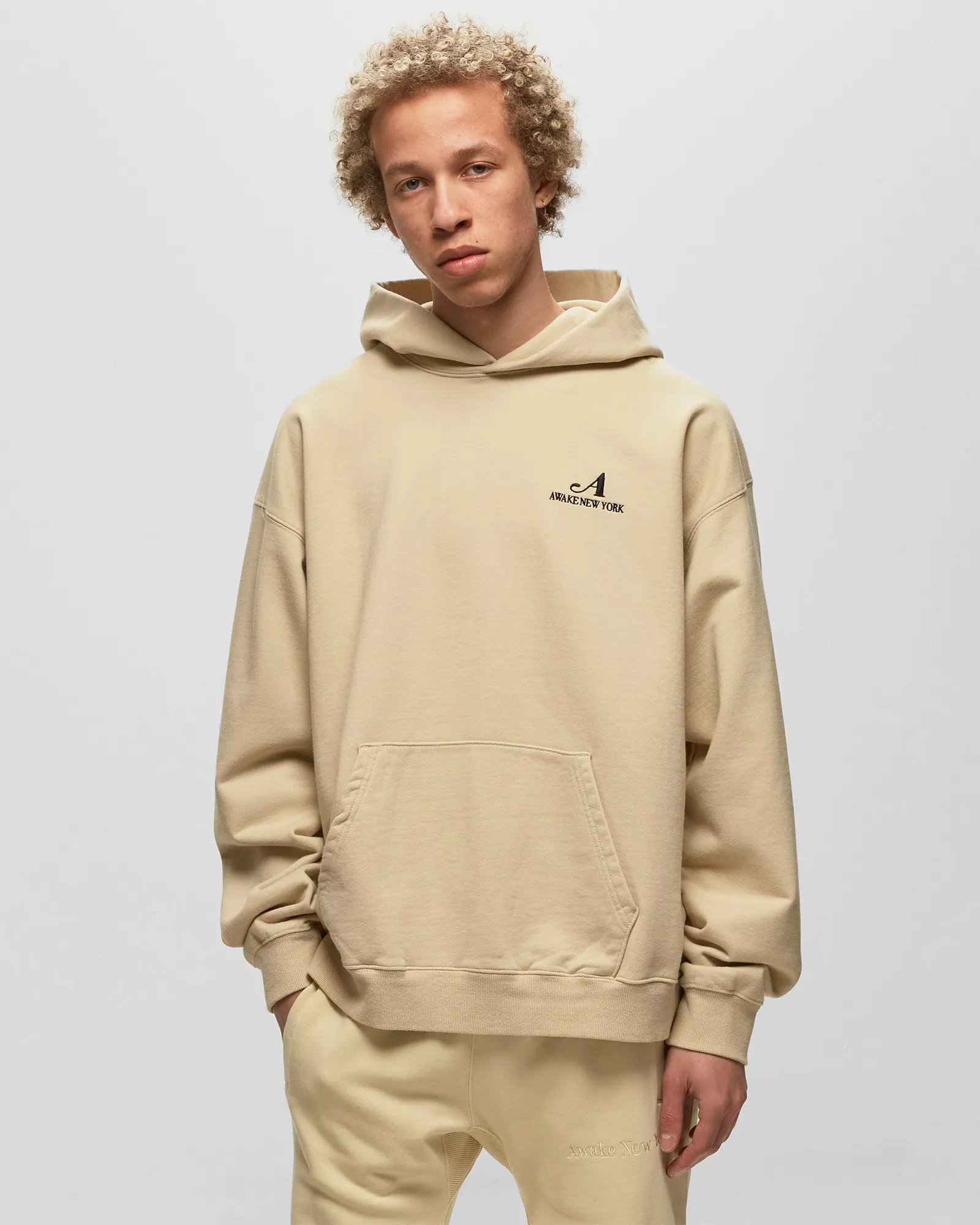 Awake EMBROIDERED LOGO HOODIE